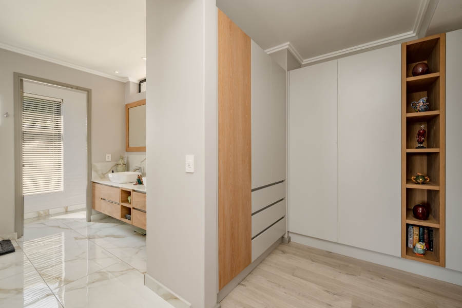 4 Bedroom Property for Sale in Brackenridge Western Cape